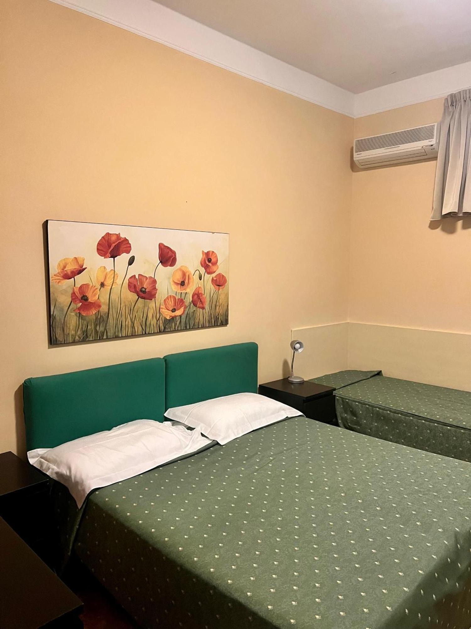Hotel Gabriella Diano Marina Ngoại thất bức ảnh